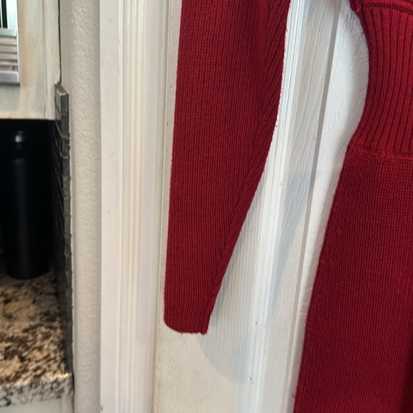 Red sweater dress size Medium Express - Picture 10 of 10